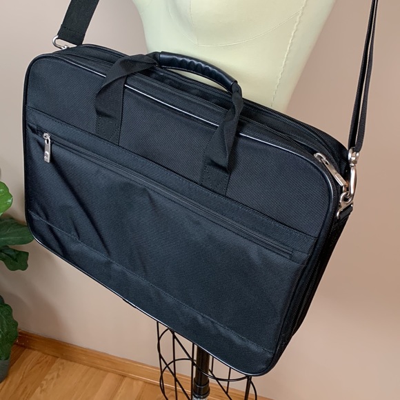 Samsonite Bags New Samsonite Black Messenger Laptop Bag Briefcase